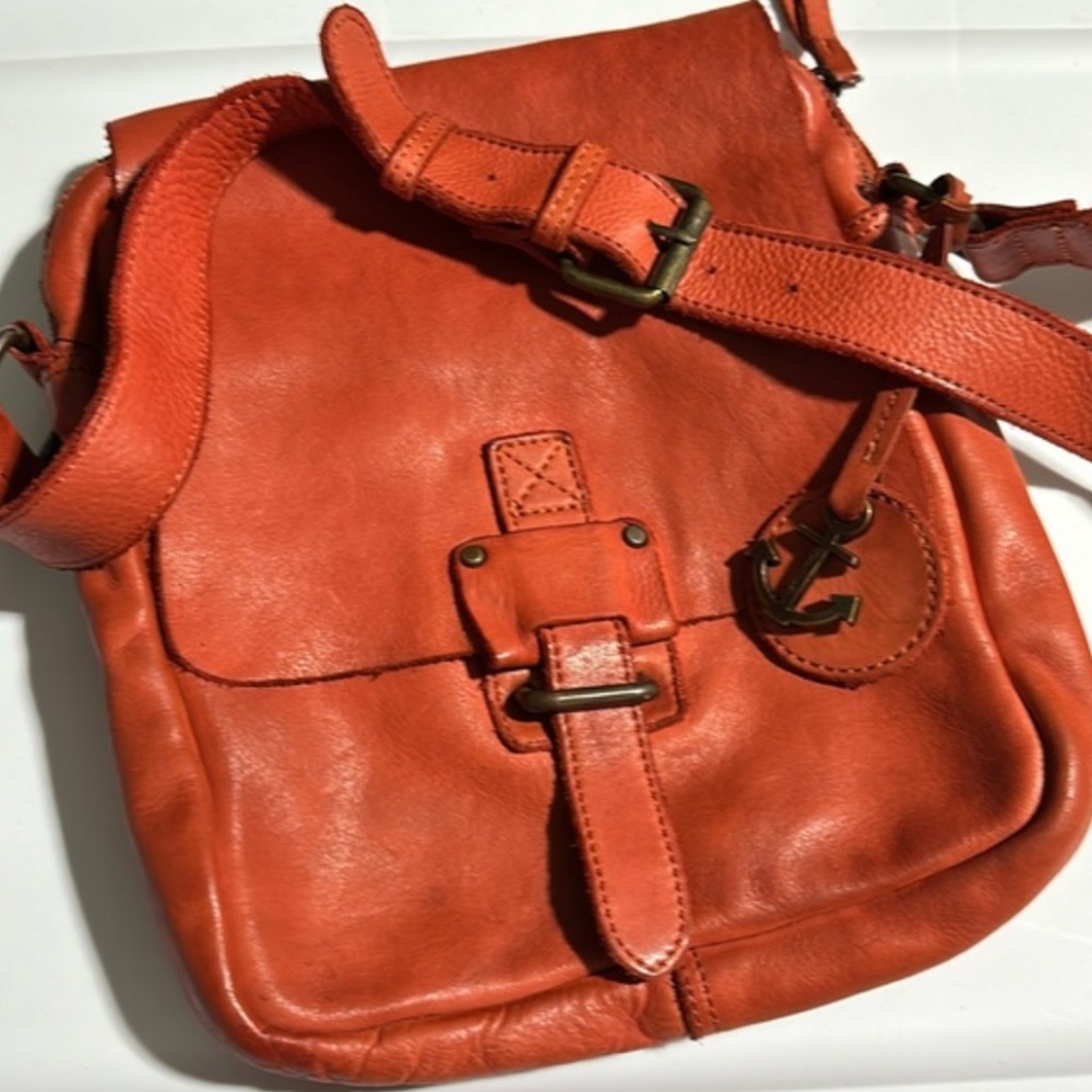 PRISTINE Harbour 2nd Leather cross-over bag